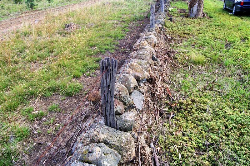 Dry Stone Wall B127
