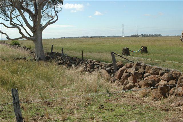 Dry Stone Wall B38