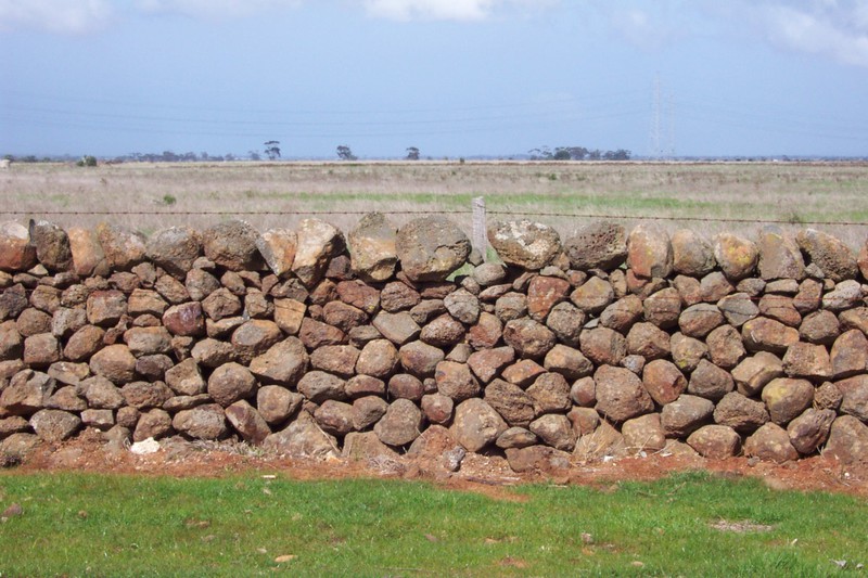 Dry Stone Wall B40