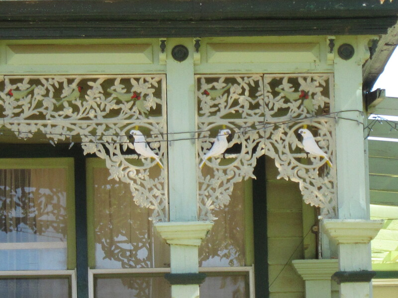 21 Norfolk Street, frieze detail