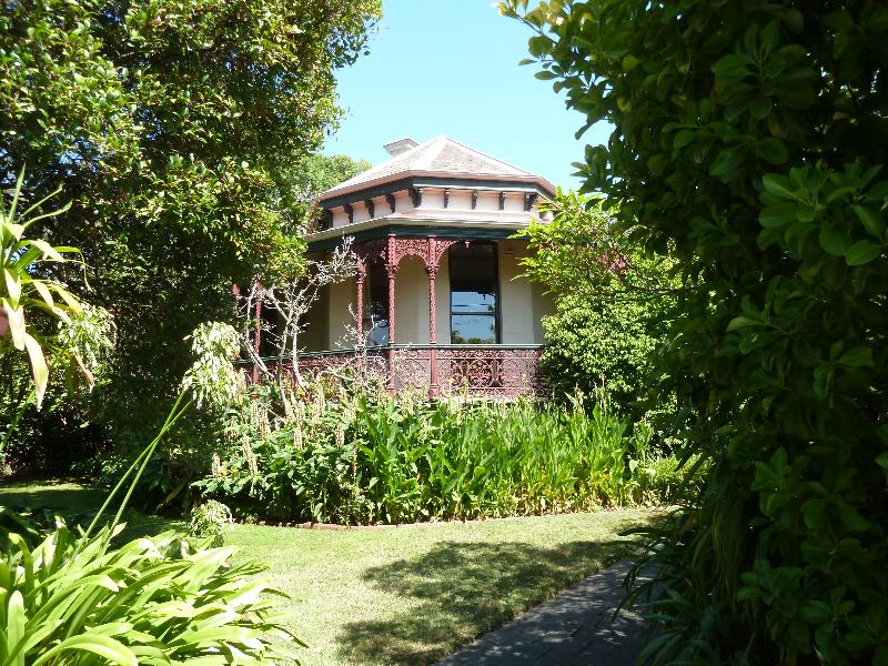 23 Ethel Street, Malvern