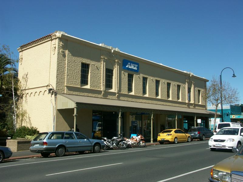 Former Crawcour Bros Shop Emporium