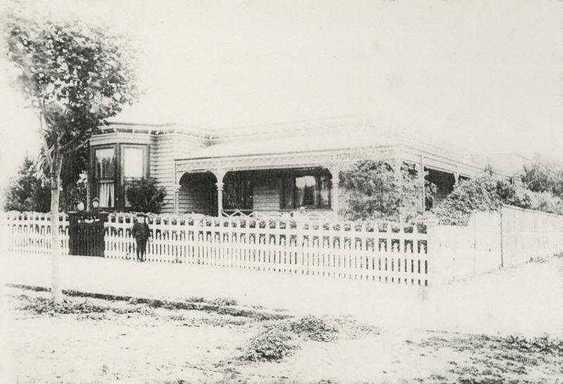 'Czergm', southwest corner of Fitzroy and Park Streets, Geelong - home of George Martin and Martha Martin (nee Bradley), c.1920, Martin collection, Geelong Library &amp; Heritage Centre, GRS 2021/28h.