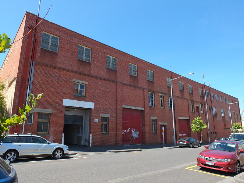 Photo 3. Former woolstore, south elevation looking east, 20 Brougham St, 2015.
