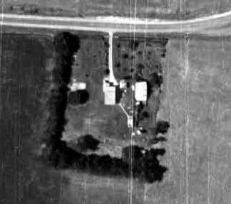 Figure 19 Aerial view of the Ceres Primary School, December 1970. Source: Film 2457, Landata.