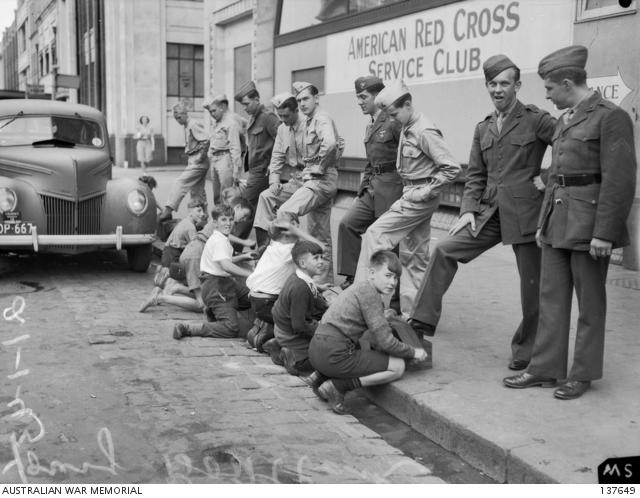 American_Red_Cross_Service_Club,_Melbourne_-_Australian_War_Memorial.jpg