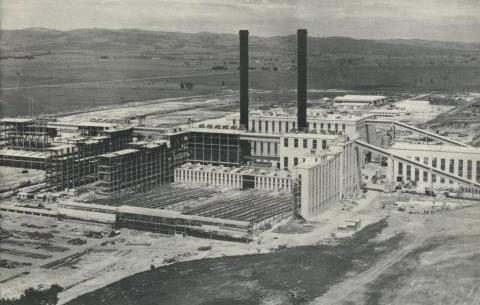Morwell Briquette Works under construction, 1959.