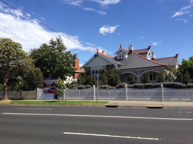 Pascoe Vale Road precinct