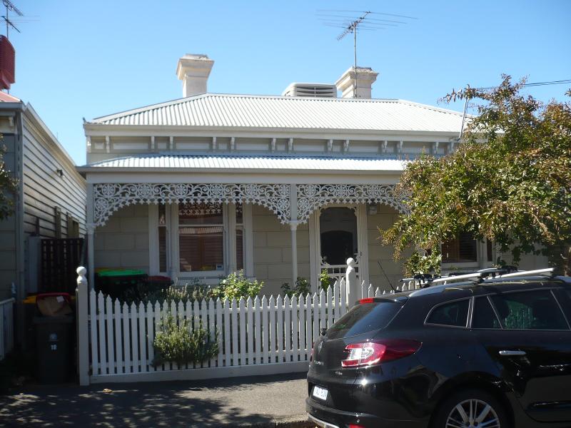 16 Clarence Street