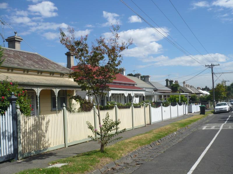 Queens Avenue &amp; Burton Crescent