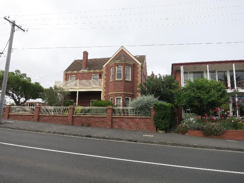 30 Eastern Beach Road