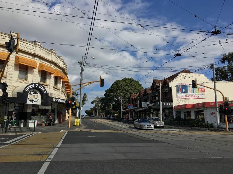 The intersection of Glenferrie and Riversdale roads.jpg