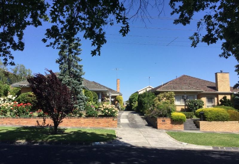 Postwar houses on Munro Street.jpg