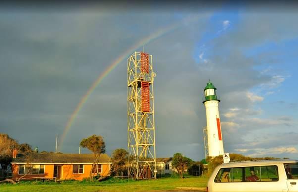 2010, Hume tower and white lighthouse.jpg