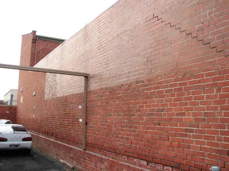 52 Edward Street Bendigo wall