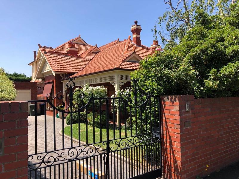 83 Stanhope Street, Malvern