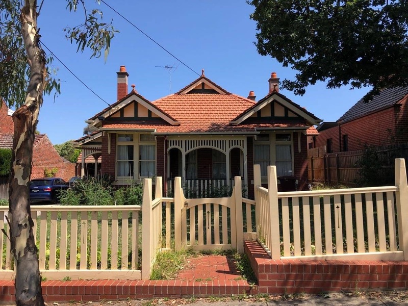 6 Derril Avenue, Malvern