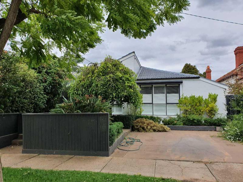 14 Ewart Street, Malvern