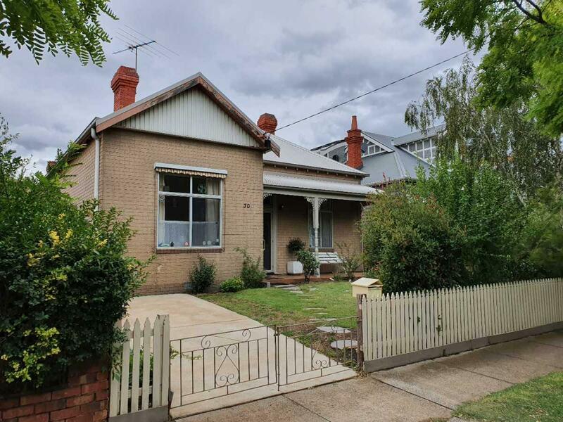 30 Ewart Street, Malvern