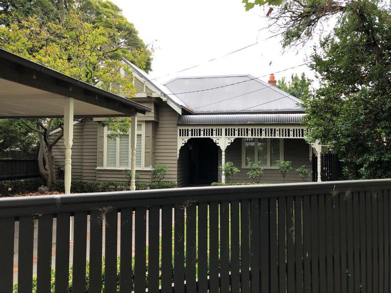 22 Warley Road, Malvern East