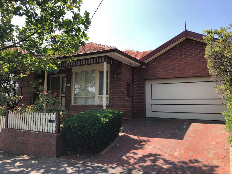 1A Central Park Road, Malvern East