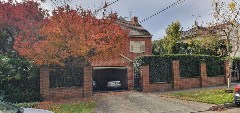 25 Evans Court, TOORAK