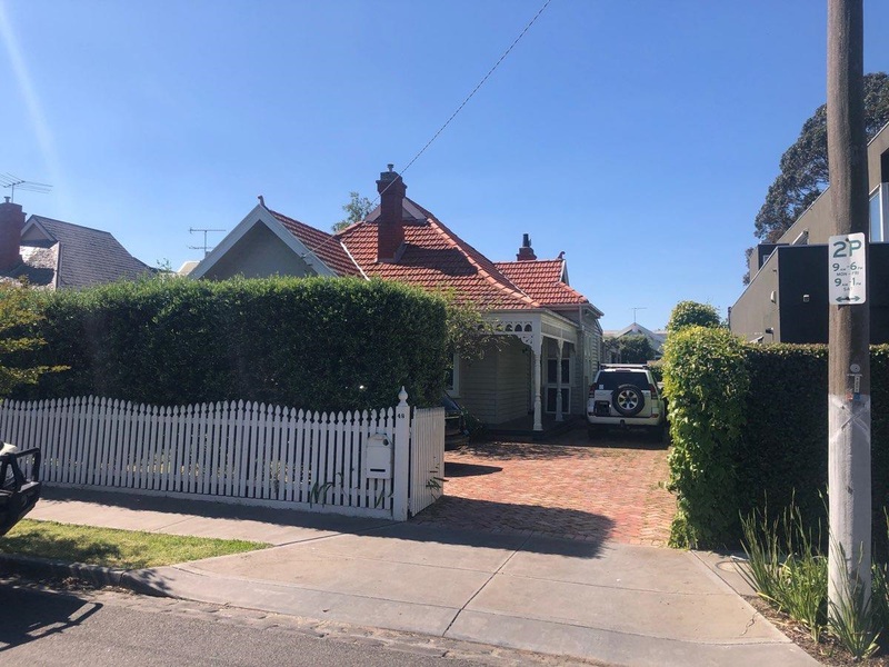 48 Llaneast Street, Armadale