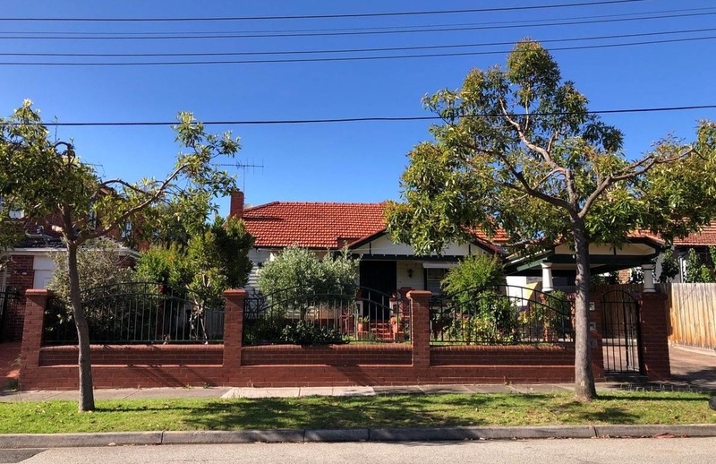 6 Hillard Street, Malvern East