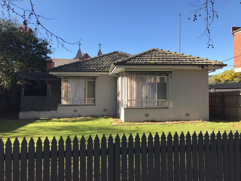 2 Turner Street, Malvern East