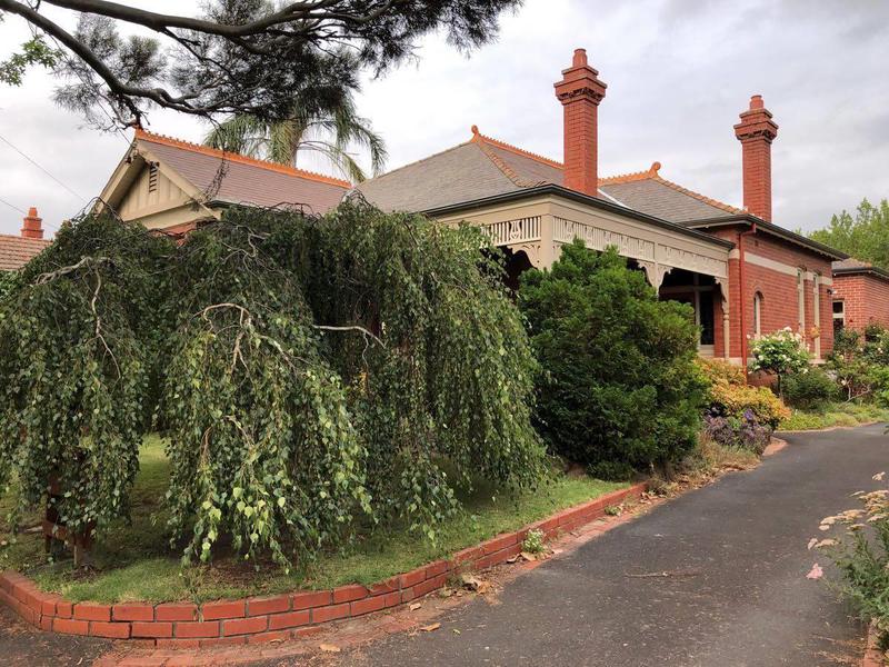 17 Douglas Street, Malvern East