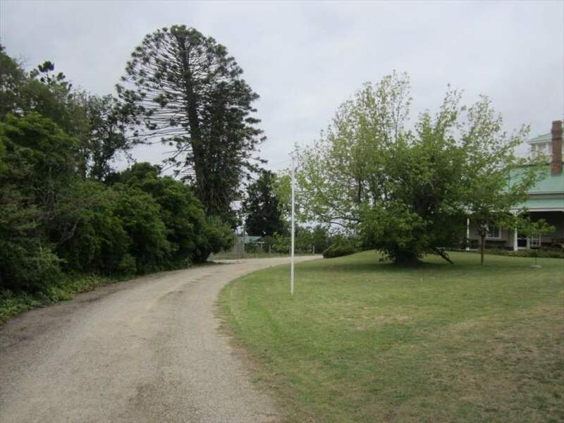 Eyrecourt - front garden and driveway from Grice s Road