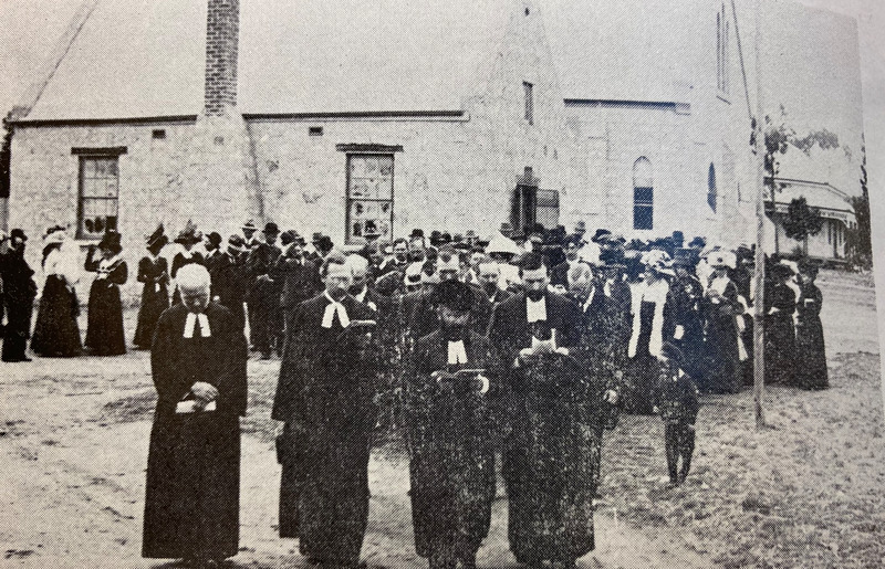 14 May 1911, Procession at the dedication of the Pella Church